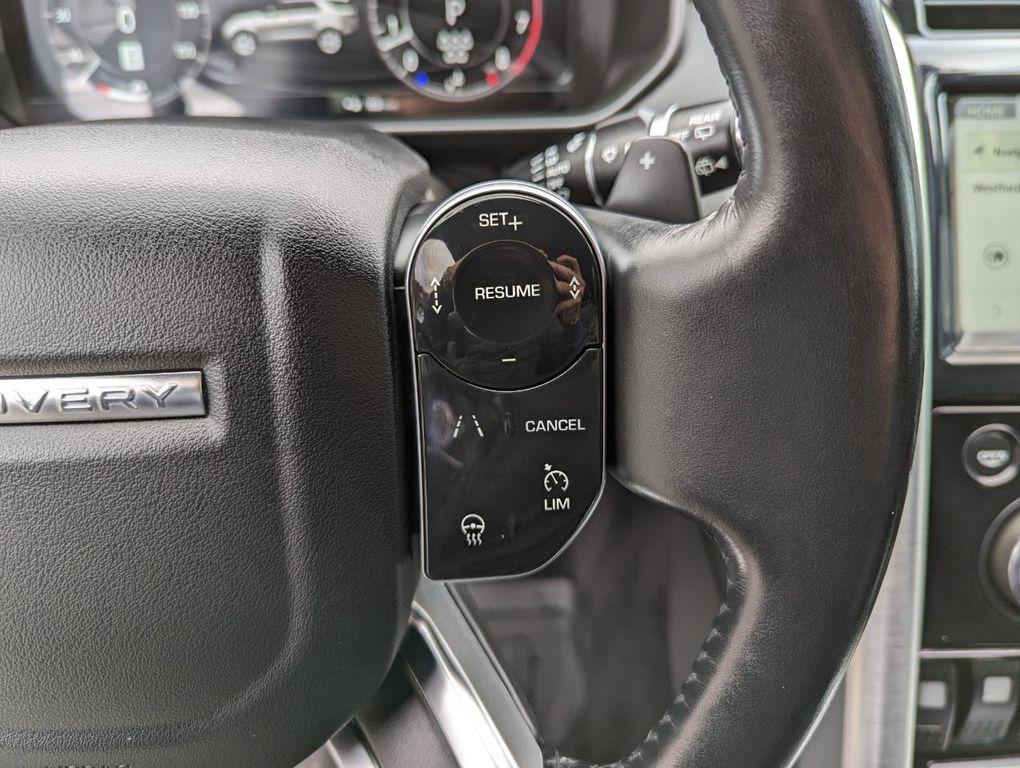 used 2019 Land Rover Discovery car, priced at $24,998