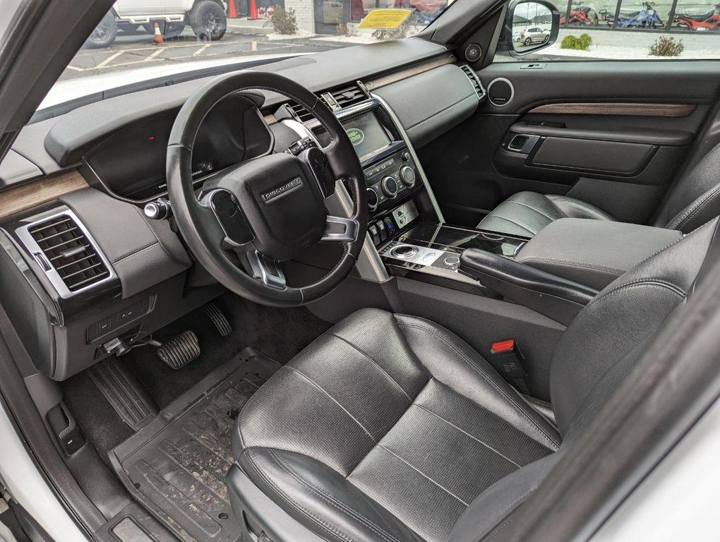 used 2019 Land Rover Discovery car, priced at $24,998