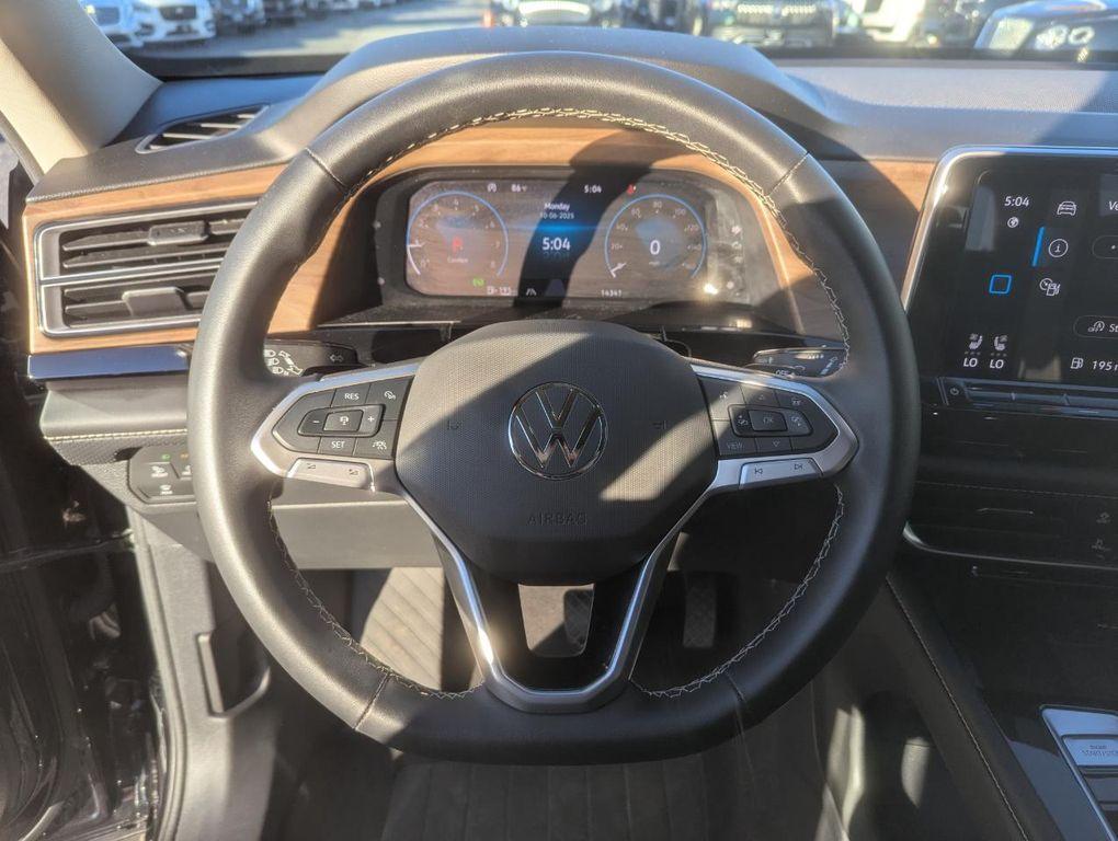 used 2024 Volkswagen Atlas car, priced at $35,798