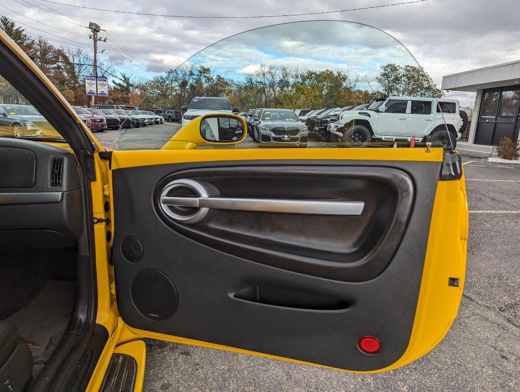 used 2004 Chevrolet SSR car, priced at $24,998