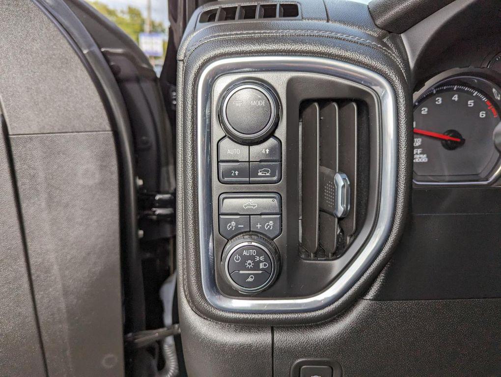 used 2021 Chevrolet Silverado 1500 car, priced at $27,998