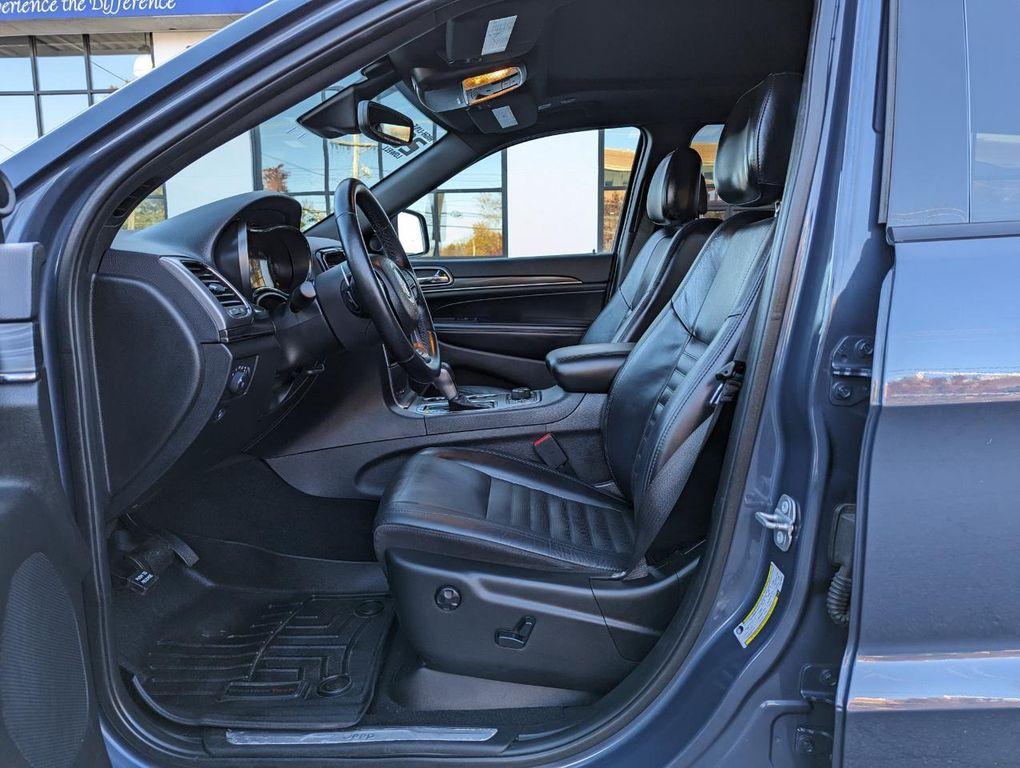 used 2020 Jeep Grand Cherokee car, priced at $22,998