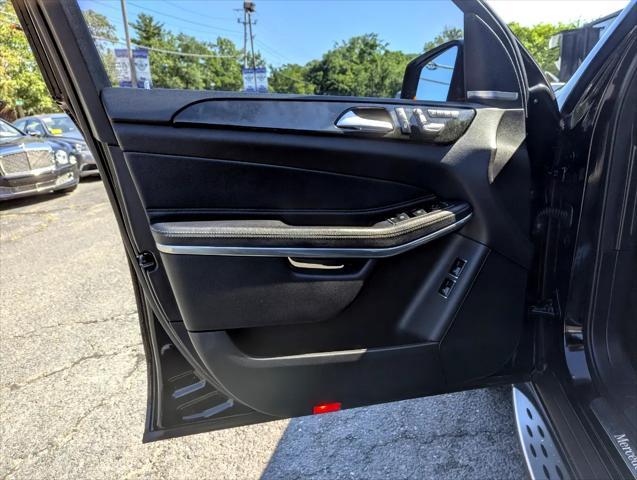 used 2018 Mercedes-Benz GLS 550 car, priced at $29,998