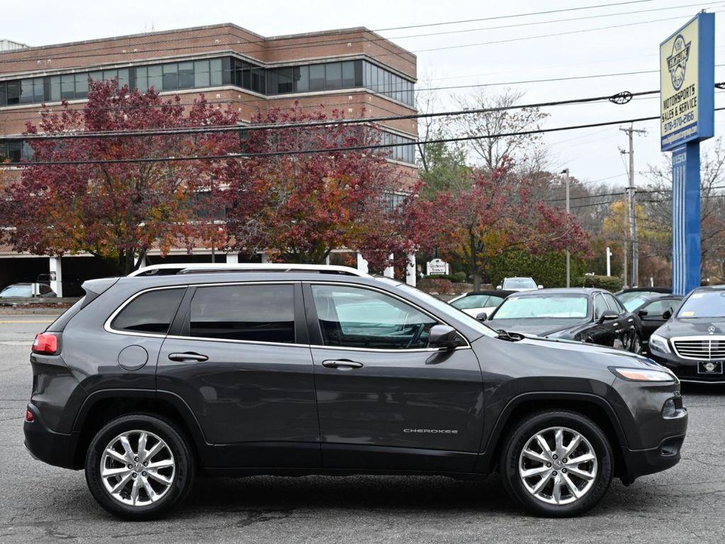 used 2015 Jeep Cherokee car, priced at $12,998