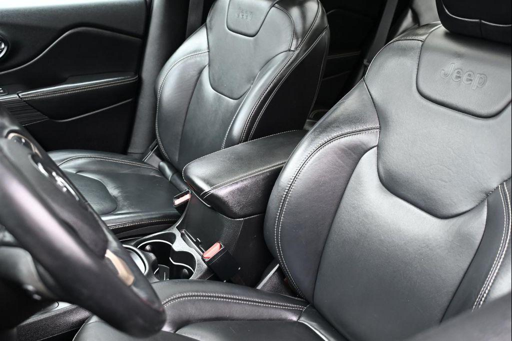 used 2015 Jeep Cherokee car, priced at $12,998