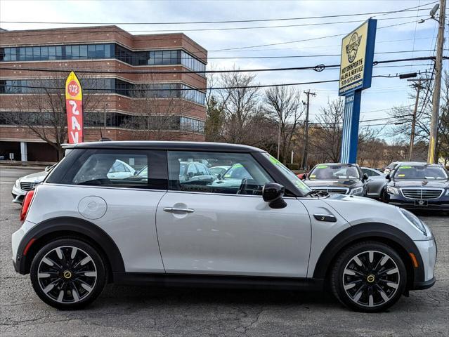 used 2022 MINI Hardtop car, priced at $29,998