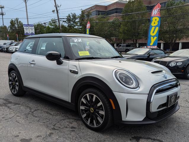 used 2022 MINI Hardtop car, priced at $28,998