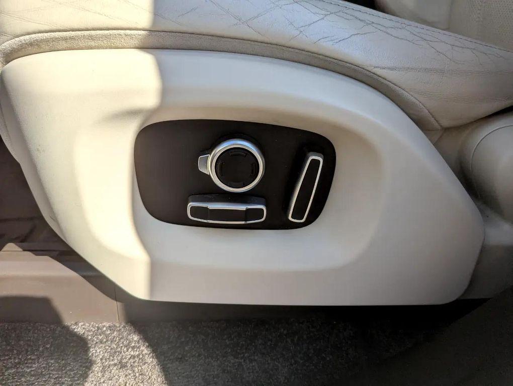 used 2016 Land Rover Range Rover car, priced at $21,498