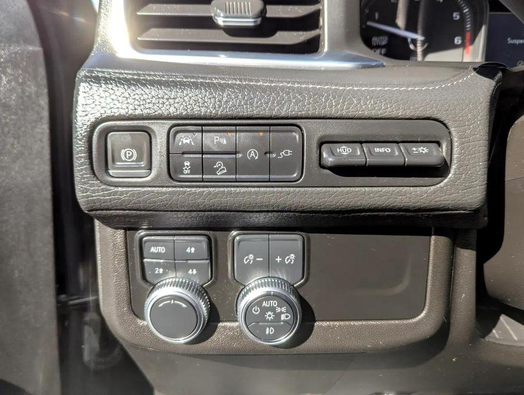 used 2021 GMC Yukon XL car, priced at $45,998