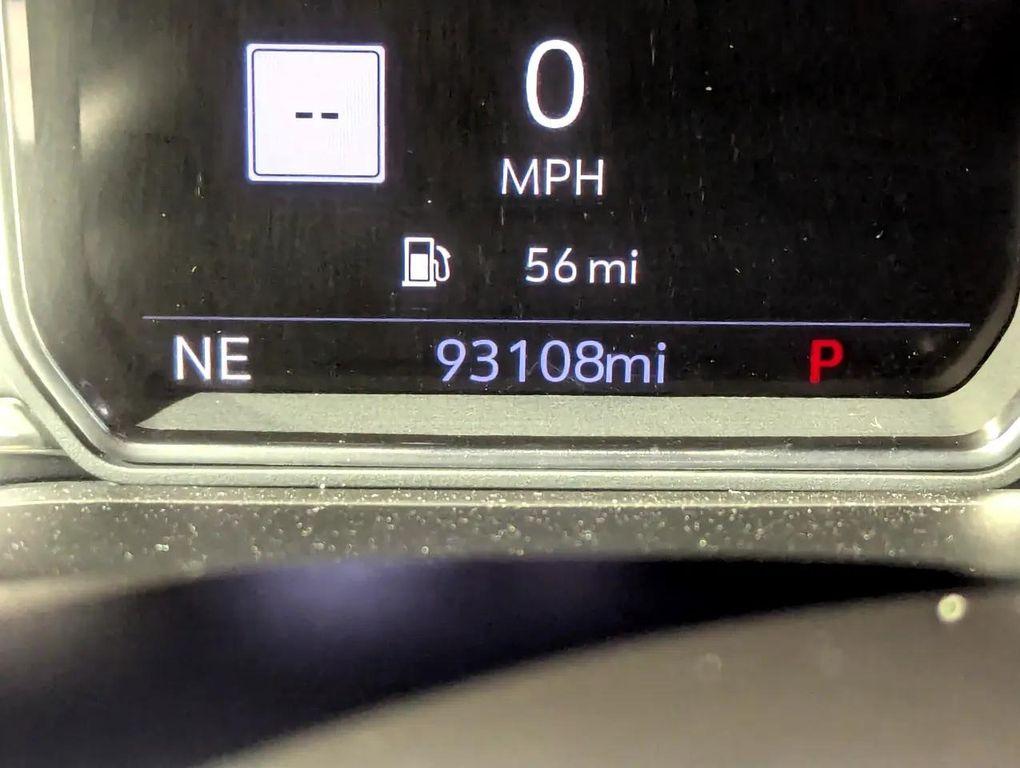 used 2021 GMC Yukon XL car, priced at $45,998