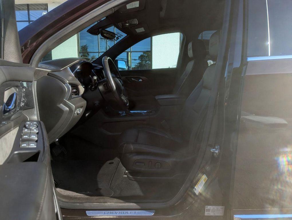 used 2022 Chevrolet Traverse car, priced at $33,698