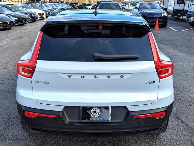 used 2021 Volvo XC40 car, priced at $32,498