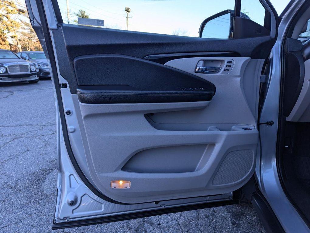 used 2019 Honda Pilot car, priced at $24,698