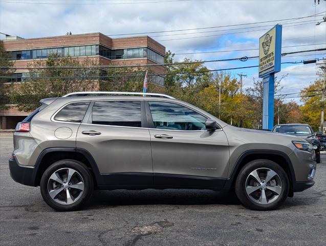 used 2020 Jeep Cherokee car, priced at $23,598