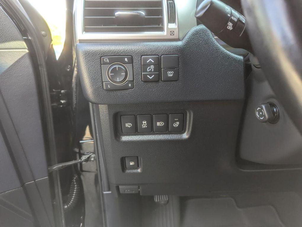 used 2022 Lexus GX 460 car, priced at $47,998