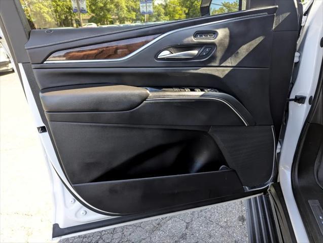 used 2022 Cadillac Escalade ESV car, priced at $72,998