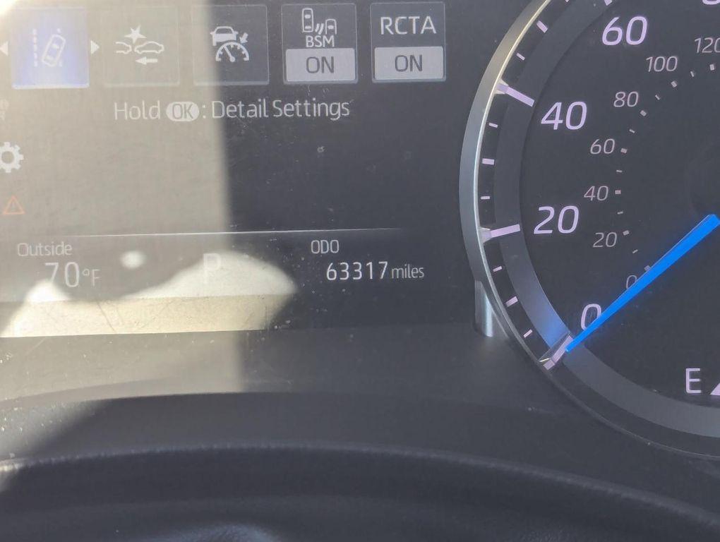 used 2023 Toyota Highlander Hybrid car, priced at $33,698