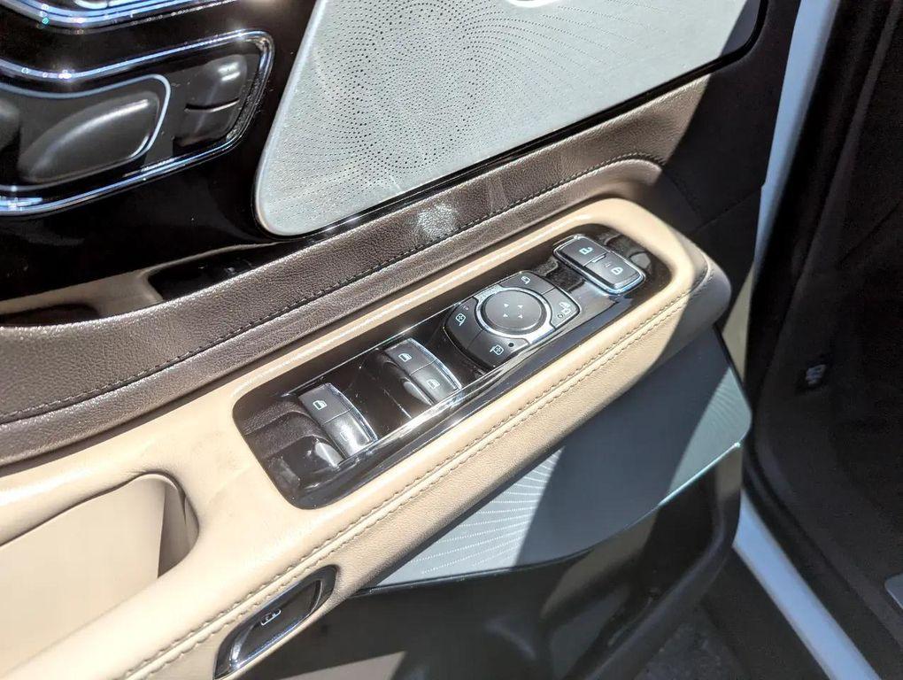 used 2020 Lincoln Aviator car, priced at $34,498