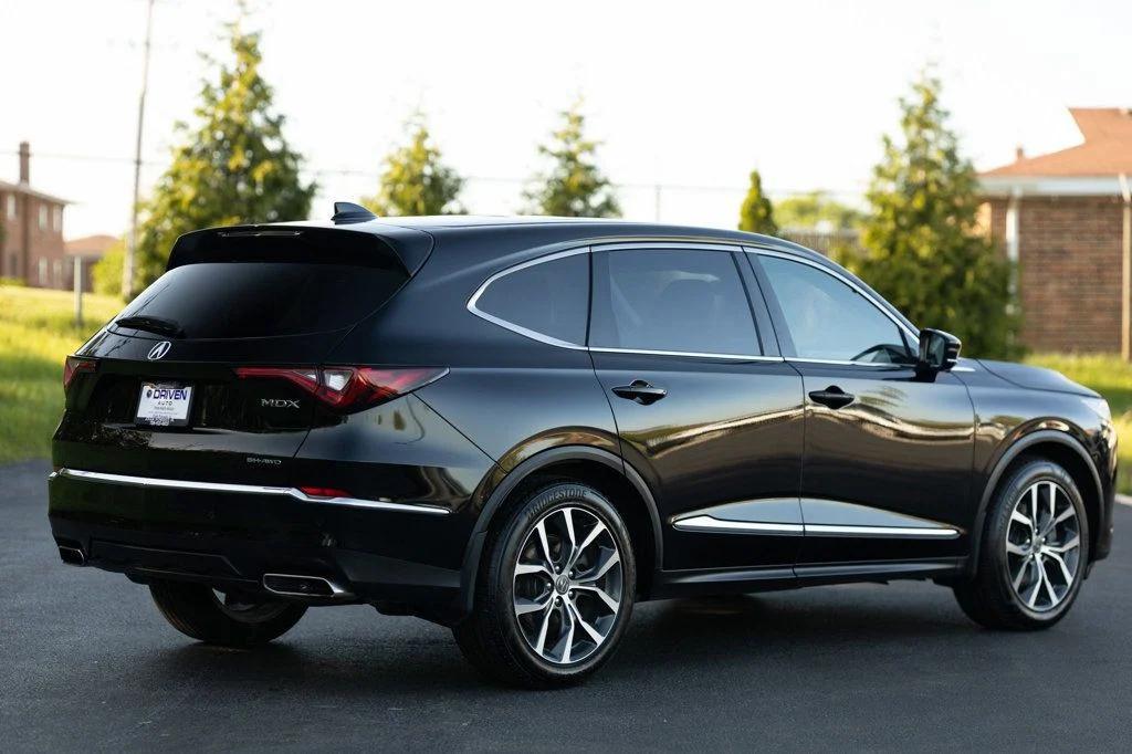 used 2023 Acura MDX car, priced at $39,980