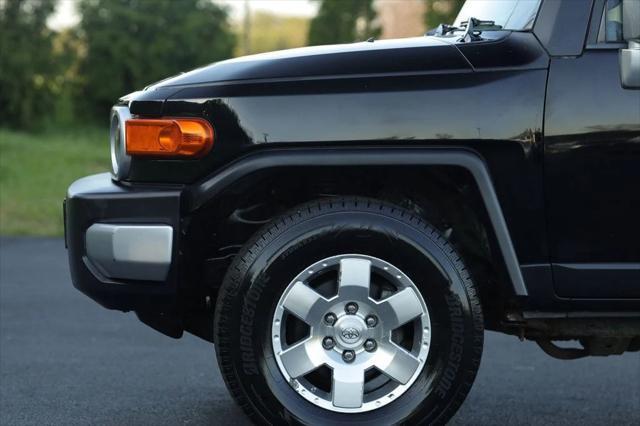 used 2009 Toyota FJ Cruiser car, priced at $20,980