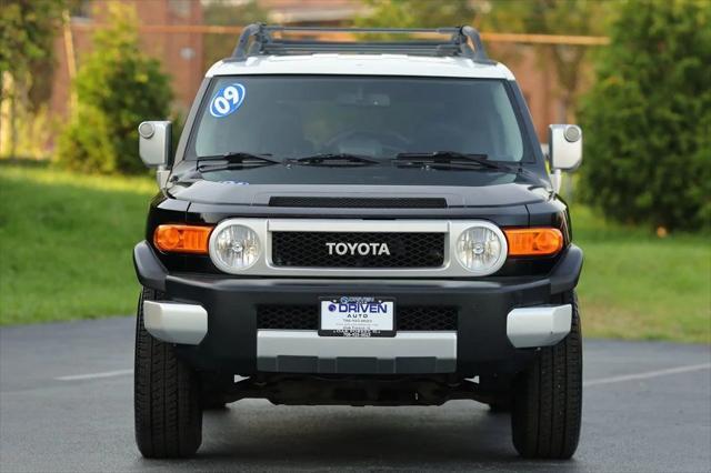 used 2009 Toyota FJ Cruiser car, priced at $20,980