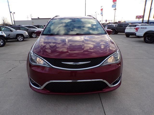 used 2017 Chrysler Pacifica car, priced at $13,995