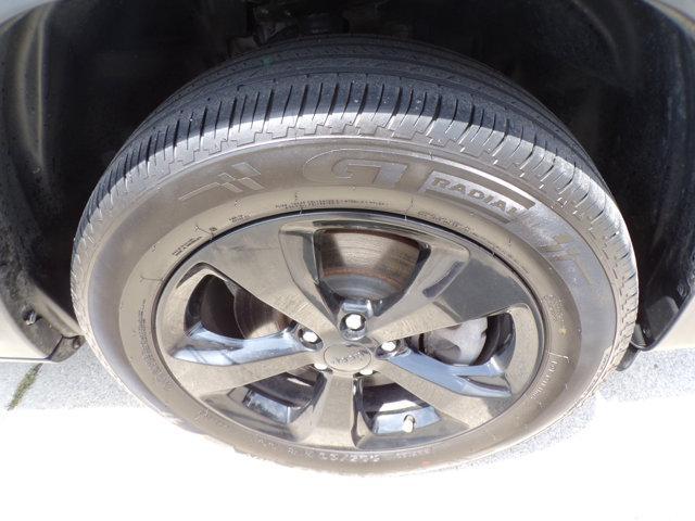 used 2019 Jeep Cherokee car, priced at $13,995
