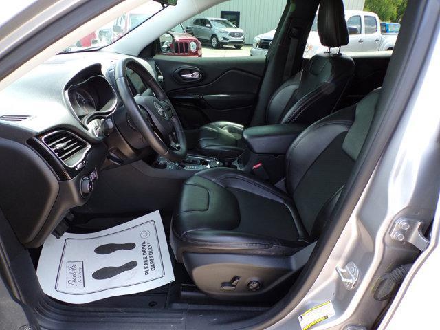 used 2019 Jeep Cherokee car, priced at $13,995