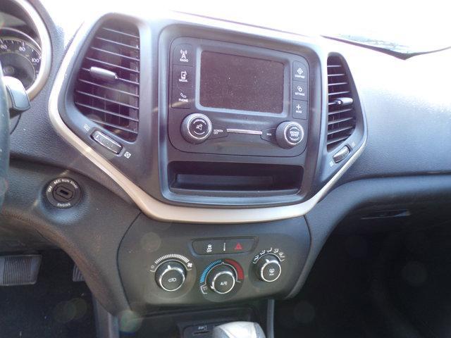 used 2015 Jeep Cherokee car, priced at $10,995