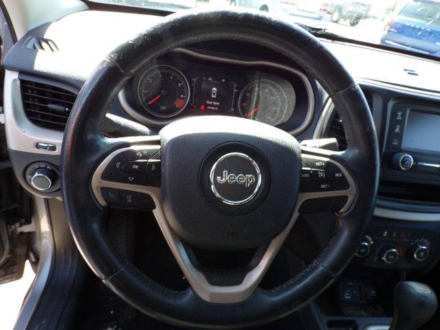 used 2015 Jeep Cherokee car, priced at $10,995