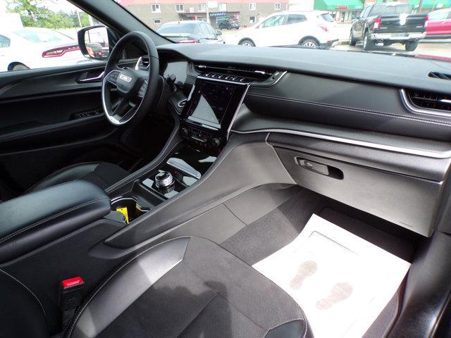 used 2024 Jeep Grand Cherokee car, priced at $33,995