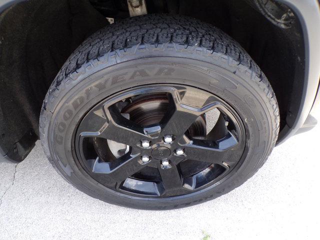 used 2019 Jeep Grand Cherokee car, priced at $22,995