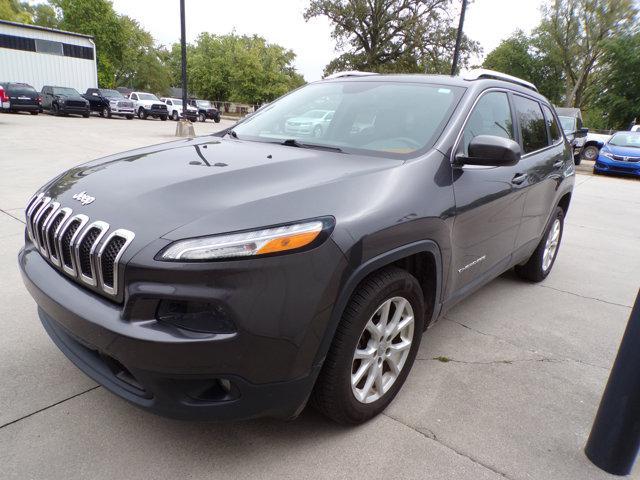 used 2016 Jeep Cherokee car, priced at $10,995