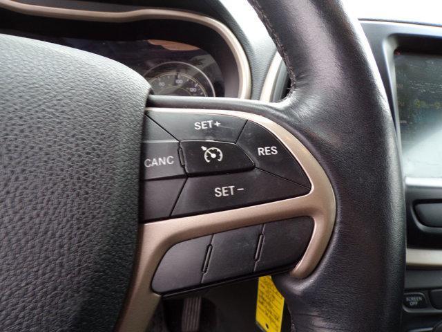 used 2016 Jeep Cherokee car, priced at $10,995