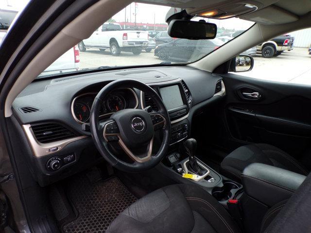 used 2016 Jeep Cherokee car, priced at $10,995