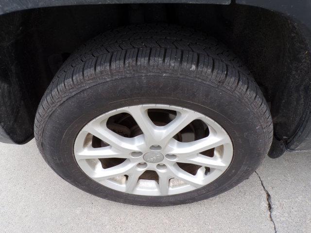 used 2016 Jeep Cherokee car, priced at $10,995