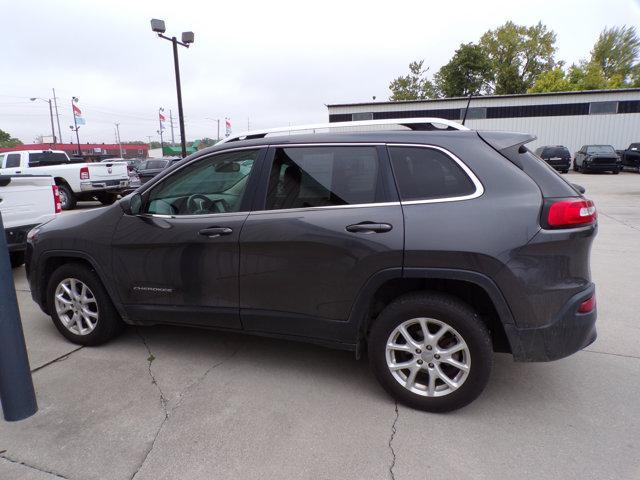 used 2016 Jeep Cherokee car, priced at $10,995