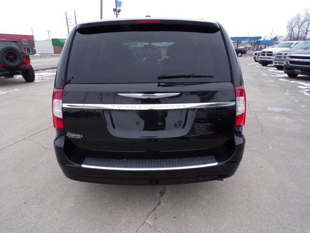 used 2016 Chrysler Town & Country car, priced at $11,995