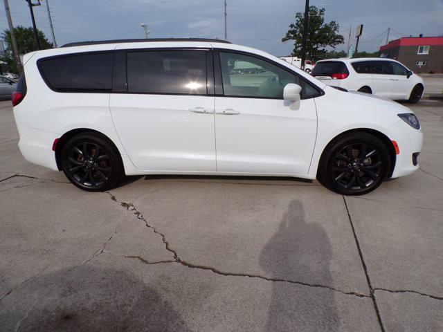 used 2019 Chrysler Pacifica car, priced at $16,995