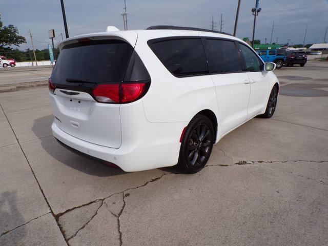 used 2019 Chrysler Pacifica car, priced at $16,995