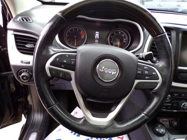 used 2016 Jeep Cherokee car, priced at $10,995