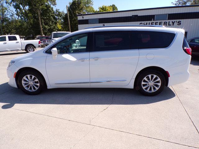 used 2019 Chrysler Pacifica car, priced at $13,995