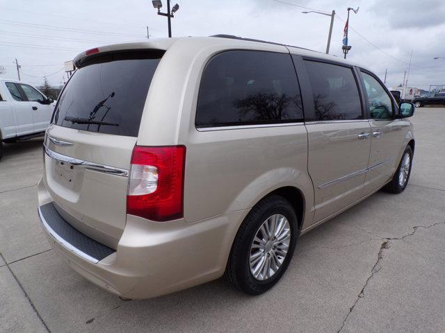 used 2015 Chrysler Town & Country car, priced at $12,995