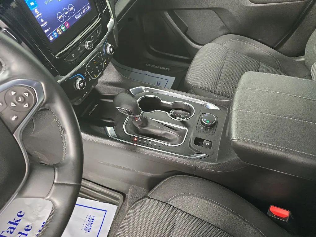 used 2023 Chevrolet Traverse car, priced at $28,977