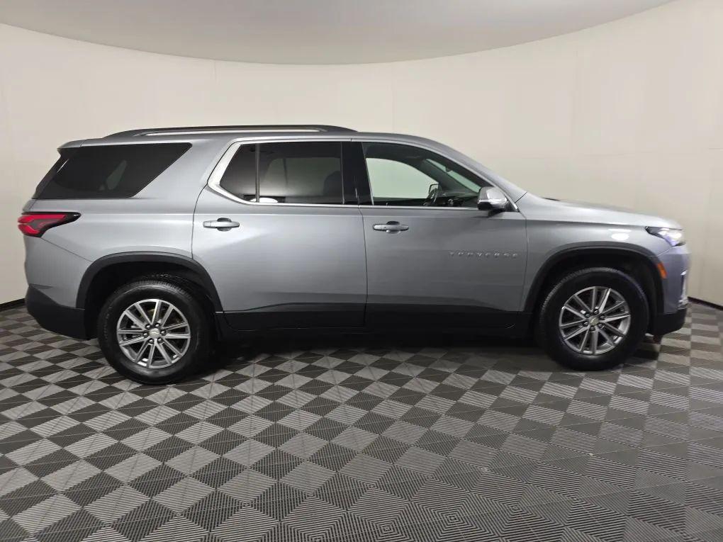 used 2023 Chevrolet Traverse car, priced at $28,977
