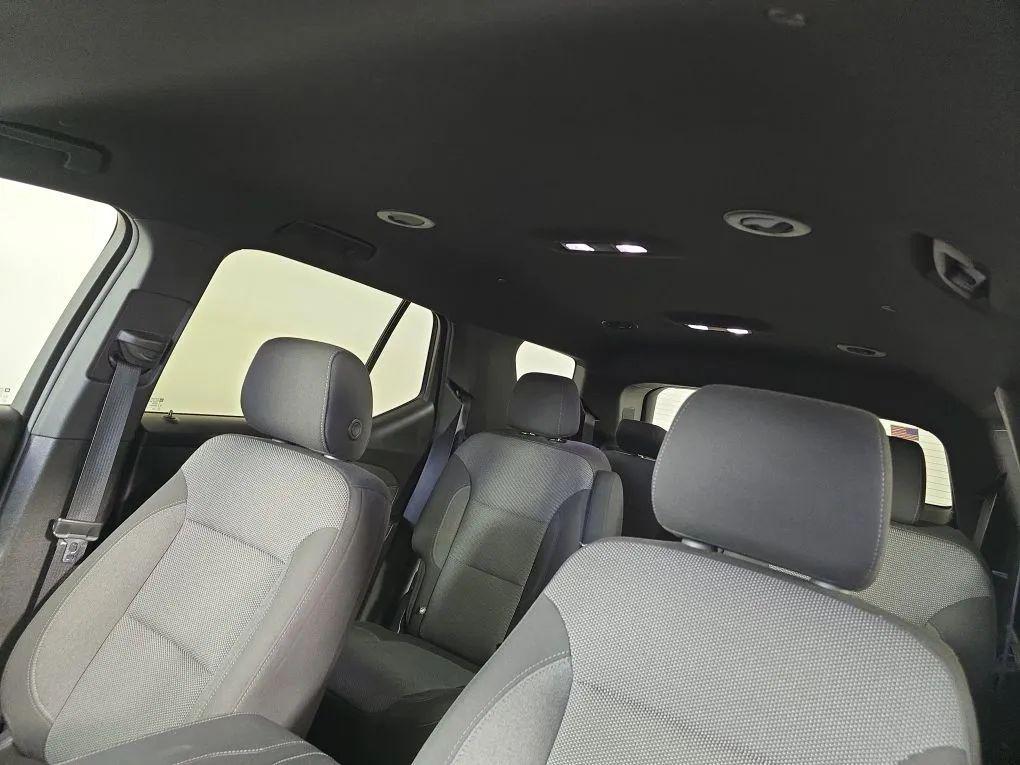 used 2023 Chevrolet Traverse car, priced at $28,977