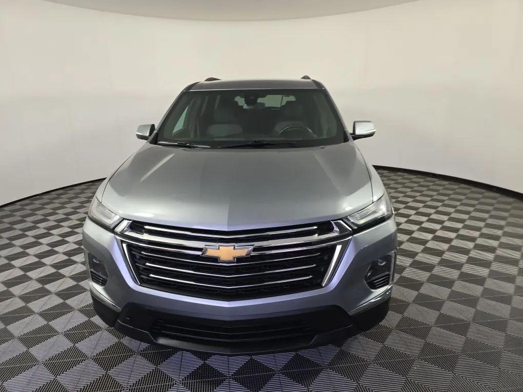 used 2023 Chevrolet Traverse car, priced at $28,977