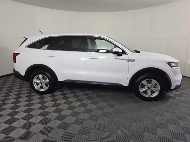 used 2023 Kia Sorento car, priced at $25,977