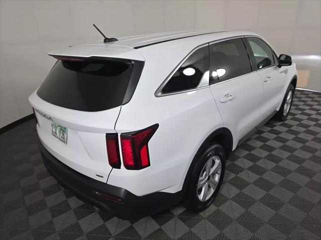 used 2023 Kia Sorento car, priced at $25,977