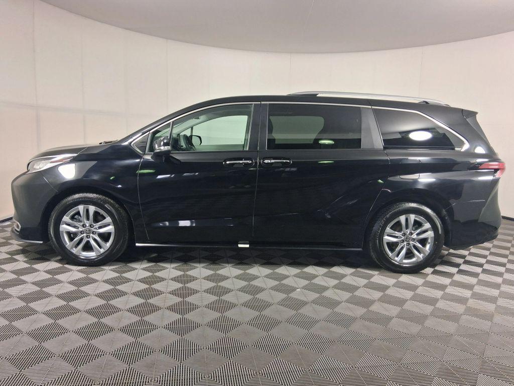 used 2022 Toyota Sienna car, priced at $43,977
